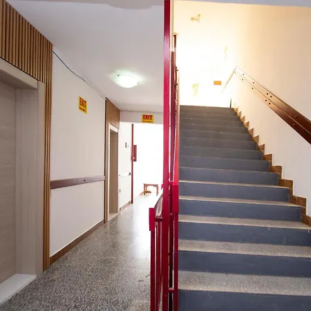 Aparthotel Palma Budva